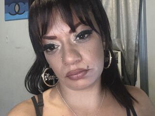 LyricMedina's Live sex woman Profile Image